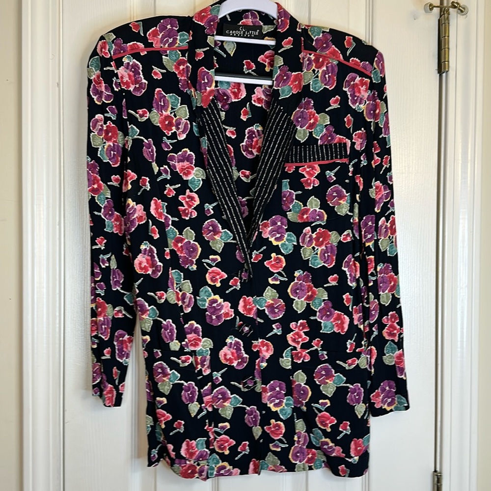 Vintage 80s Blazer! A true STUNNER!